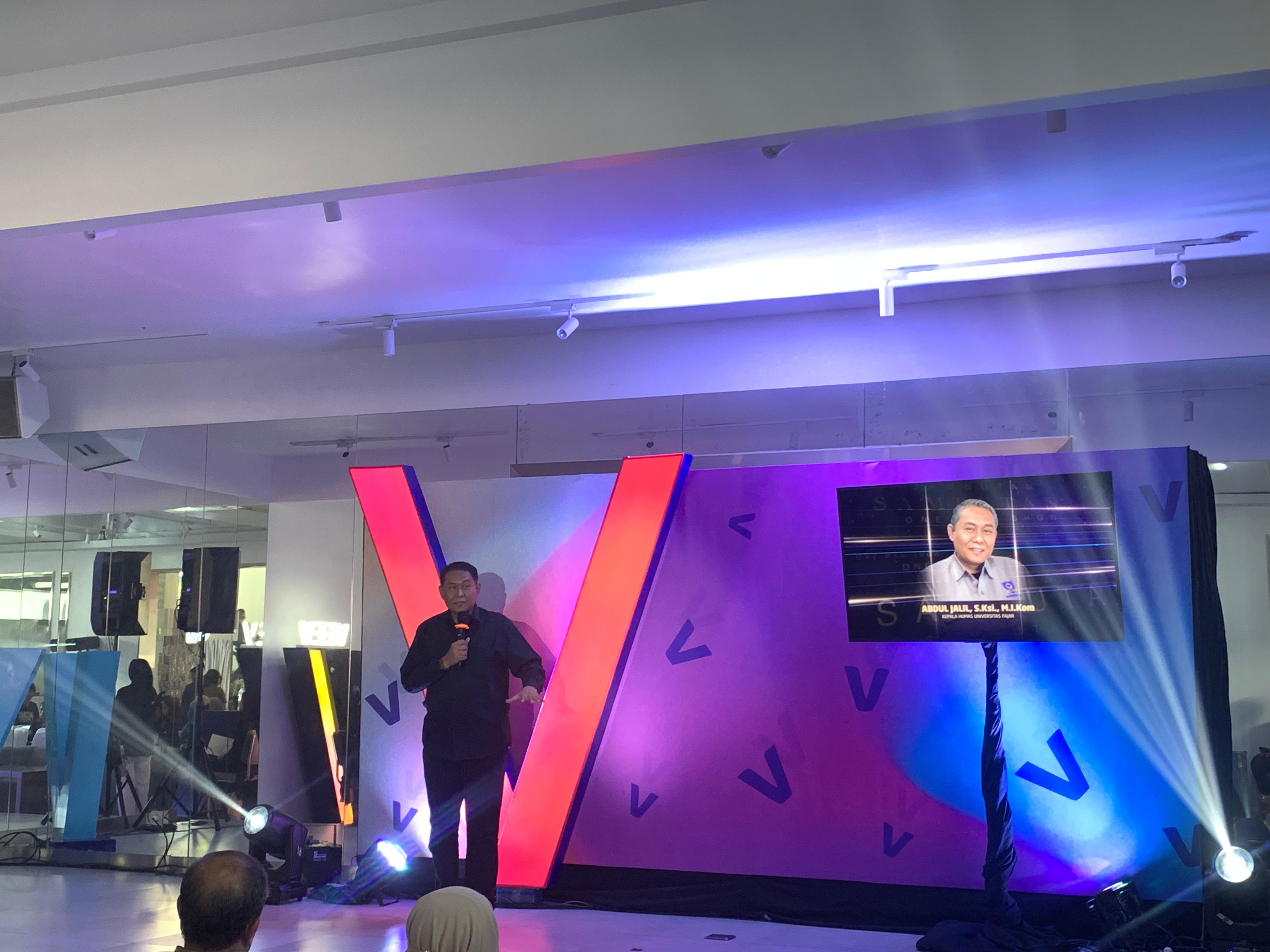 Mahasiswa Unifa Gelar One Man Show Vol. 3, Bangun Keterampilan Public Speaking