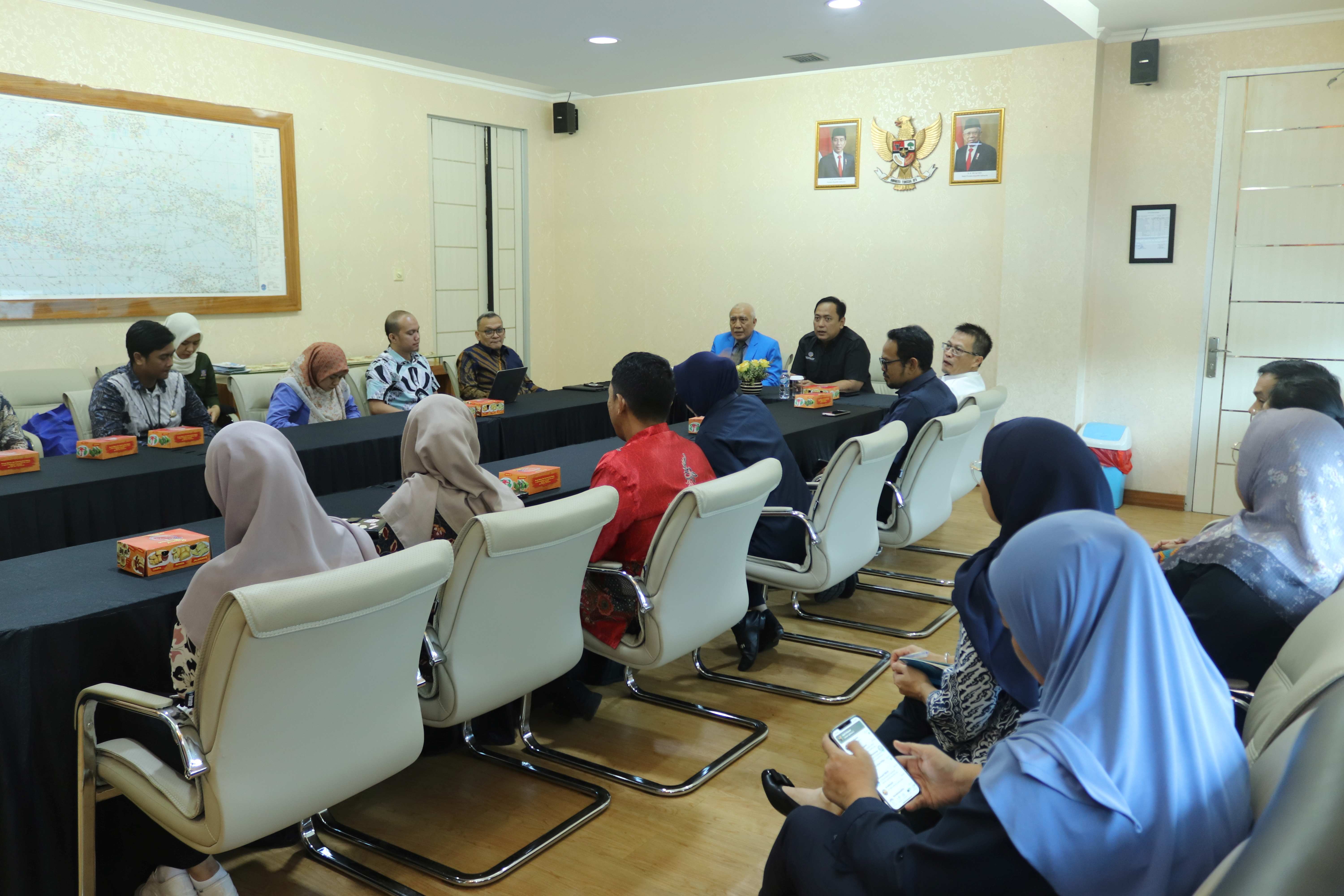 Karyawan Otoritas Bandar Udara Wilayah V Makassar Antusias Ikuti Sosialiasi Program RPL Unifa  