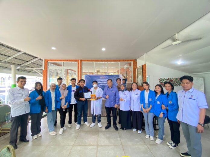 Mahasiswa Teknik Kimia Unifa Kunjungi Pabrik Air Minum Alkali Terbesar di KTI