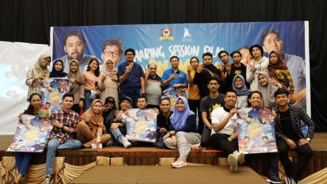 Pemeran Film Anak Muda Palsu Ajak Mahasiswa Unifa Gairahkan Film Lokal