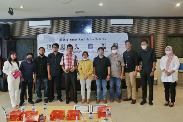 Mahasiswa Pasca Unifa Gelar Seminar Bisnis Komunikasi