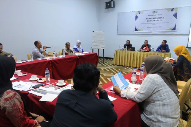 LPPM Unifa dan Dinas Pariwisata Halmahera Timur Gelar Bimtek Pengembangan Desa Wisata di Makassar