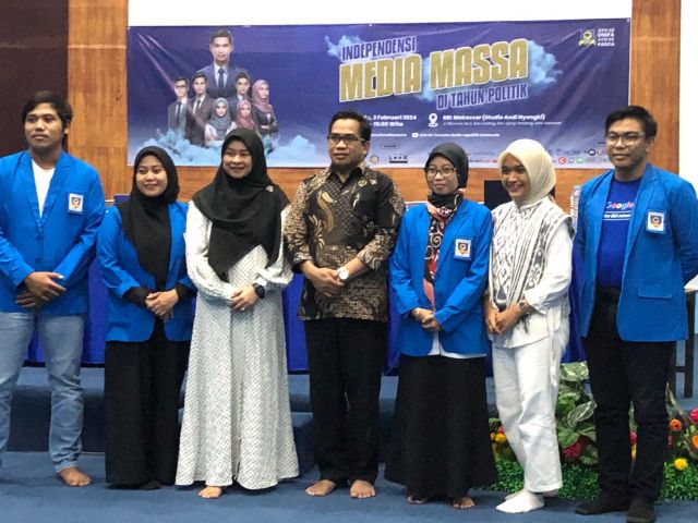 Independensi Media Massa Ditahun Politik Dikupas Tuntas Mahasiswa Magister Unifa 