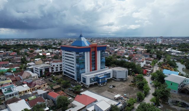 Unifa Masuk Daftar Kampus Swasta Terbaik di Makassar Versi Unirank