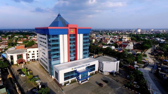 Unifa Masuk Top Lima PT Terbaik di Sulsel versi UniRanks 2023