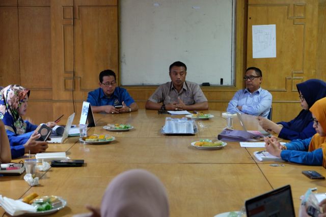 FOTO: Rapat Pengembangan Kurikulum Unifa