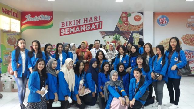 Mahasiswa Manajemen dan Akuntansi Unifa adakan Kunjungan ke PT. Piala Laut Indonesia Kima dan PT. Indofood