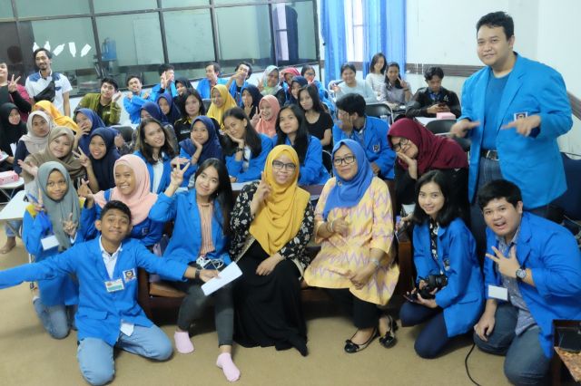 Prodi Sastra Inggris Unifa beri Kuliah Umum mengenai Kesusastraan Australia