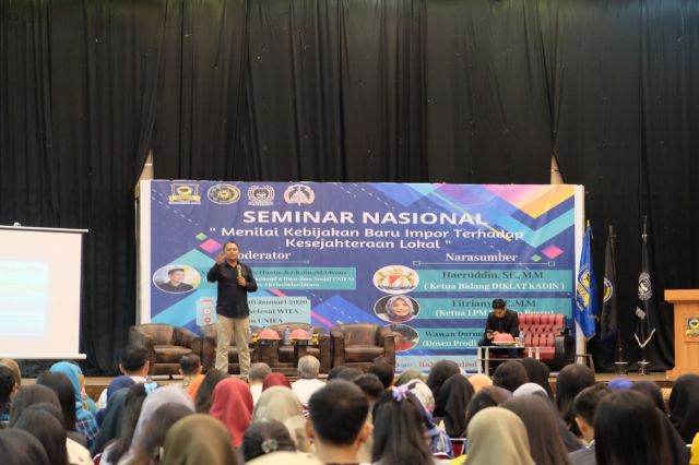 Himasaris Unifa Gelar Seminar Nasional Kebijakan Impor