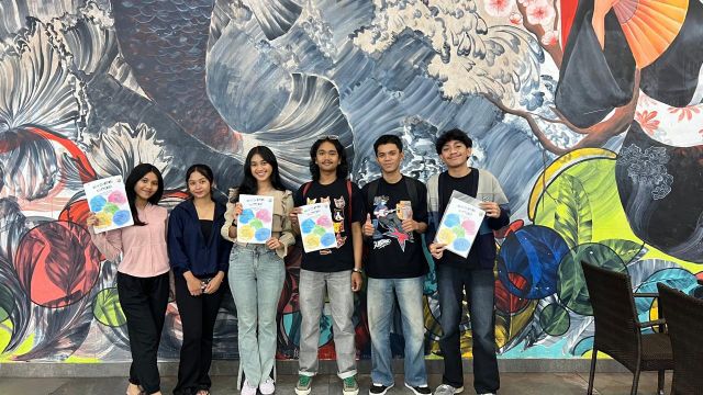 Mahasiswa Universitas Fajar Gelar Kampanye Kesadaran Kesehatan Mental Remaja di Mall Phinisi Point