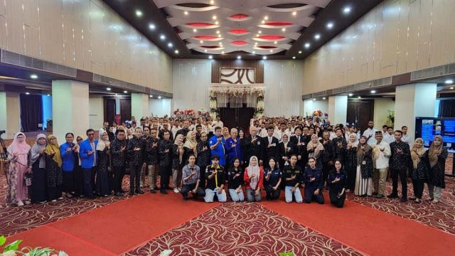 UNIFA Sambut Mahasiswa Baru dan Mahasiswa Asing dalam PKKMB 2025, Rektor Tekankan Pentingnya Karakter dan Intelektualitas