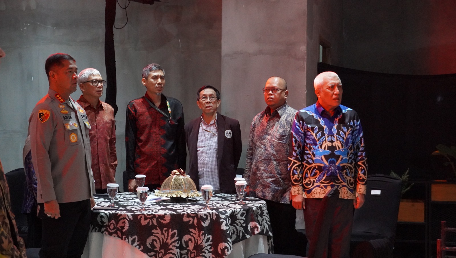 UNIVERSITAS FAJAR DUKUNG PERESMIAN AMERICAN CORNER SEBAGAI WADAH PEMBELAJARAN GLOBAL